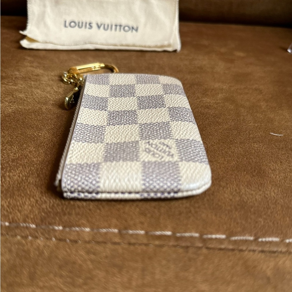 Louis Vuitton Damier Azur Key & Card Holder - Picture 5 of 13